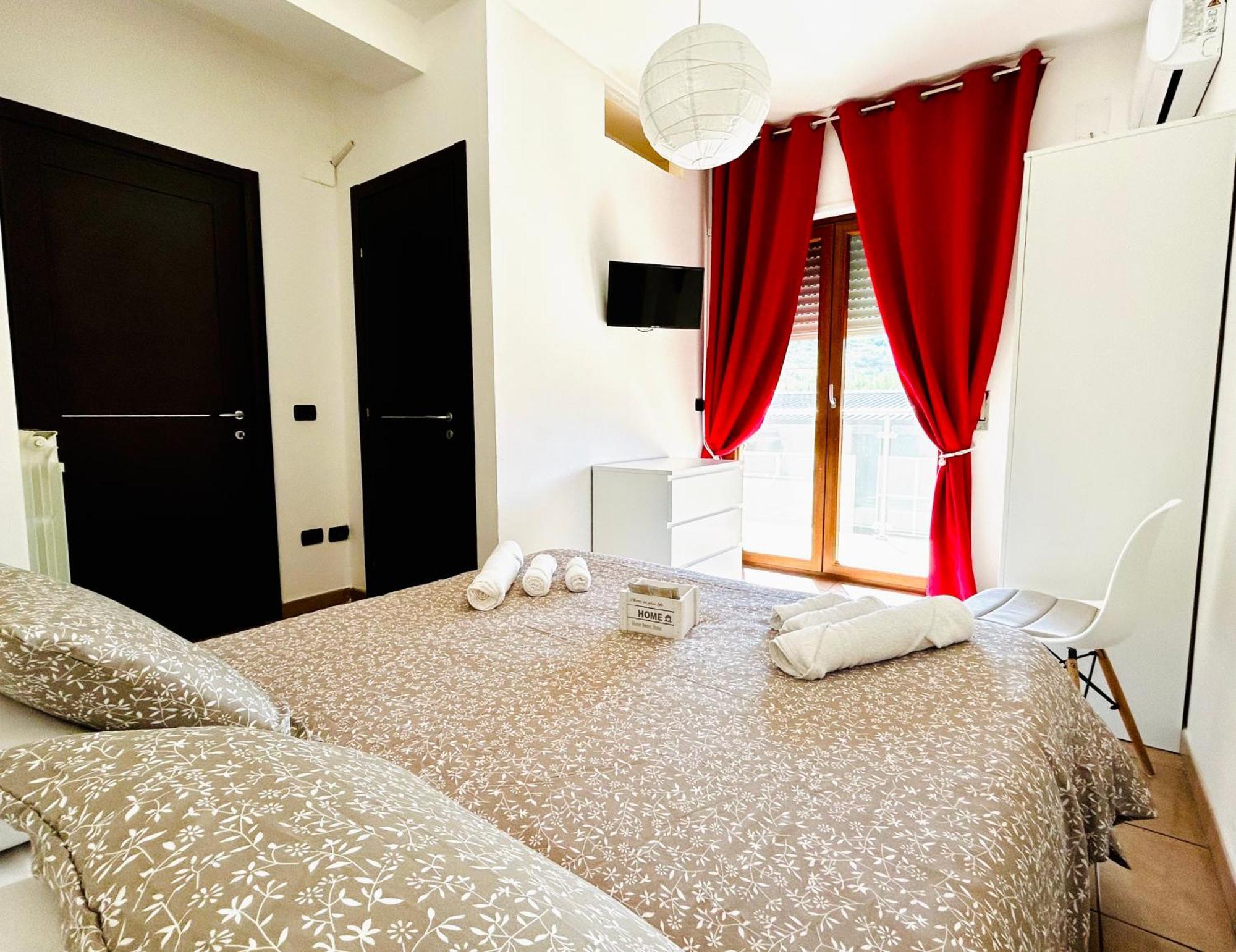 Sunrise Home Козенца Екстер'єр фото